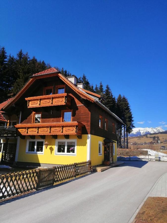 Taurachblick Apartment *